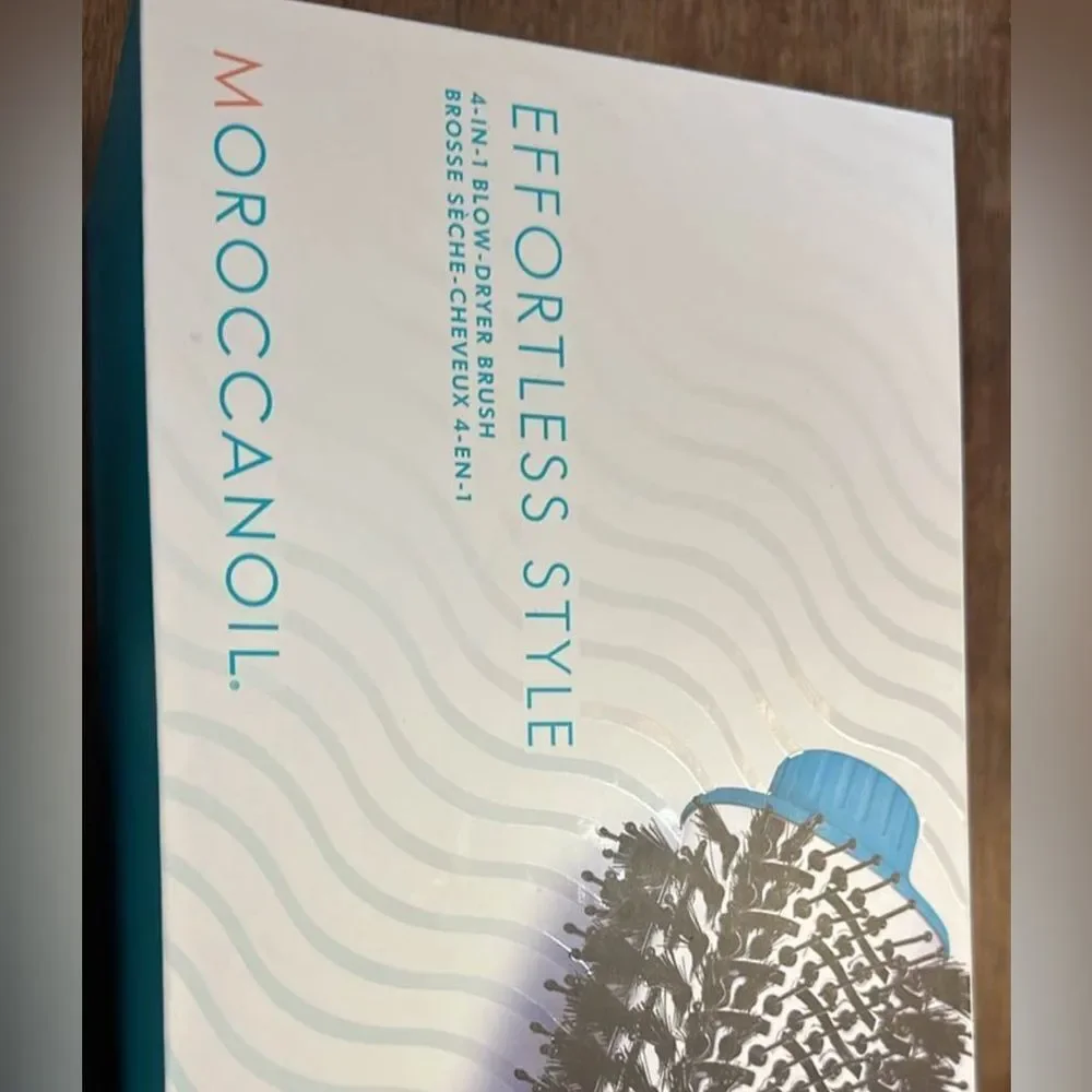 NIB Moroccanoil 4 in 1 Blow Dryer Brush + Moroccanoil ionic ceramic paddle brush